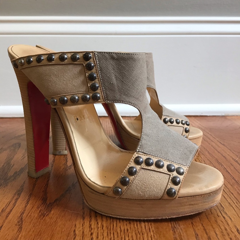 Christian Louboutin Hassaneta 120 Suede